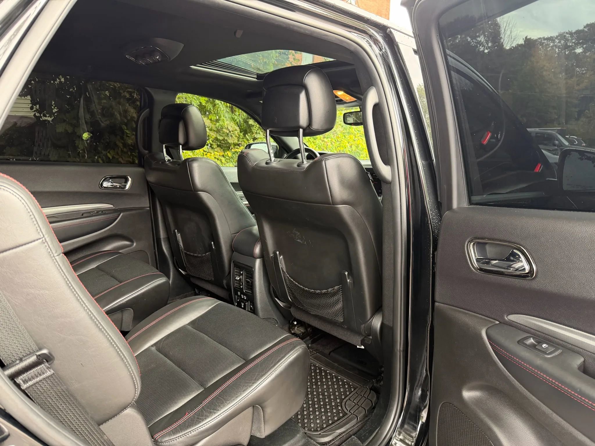 Used 2018 Dodge Durango R/T w/ Technology Group image 26