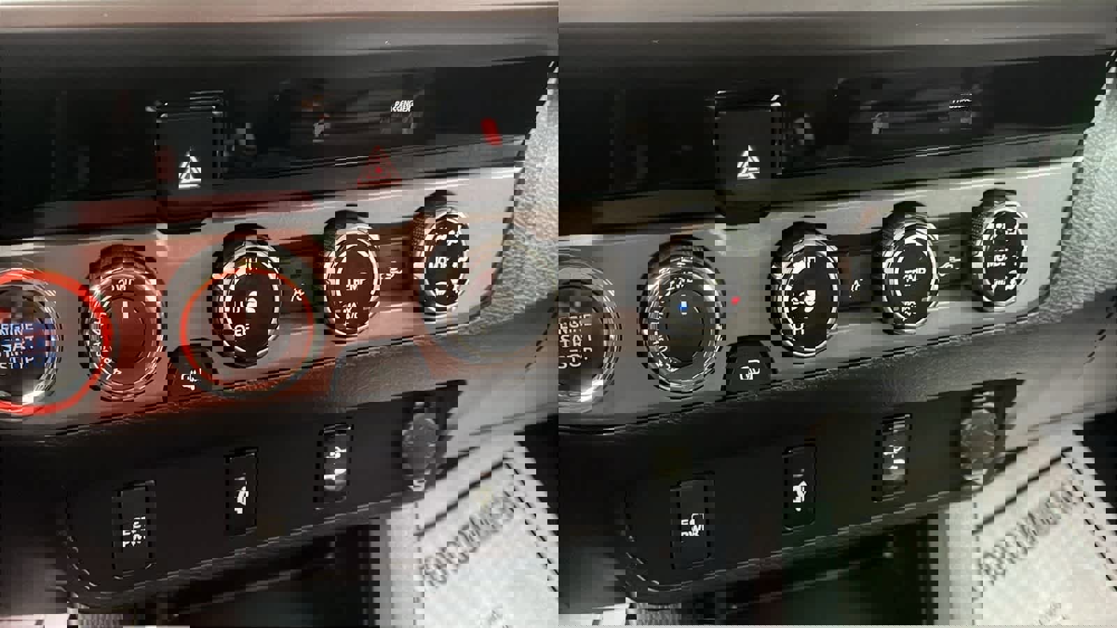 Used 2017 Toyota Tacoma TRD Off-Road image 19