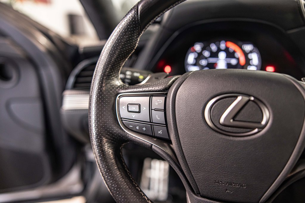 Used 2022 Lexus LS 500 F Sport image 25