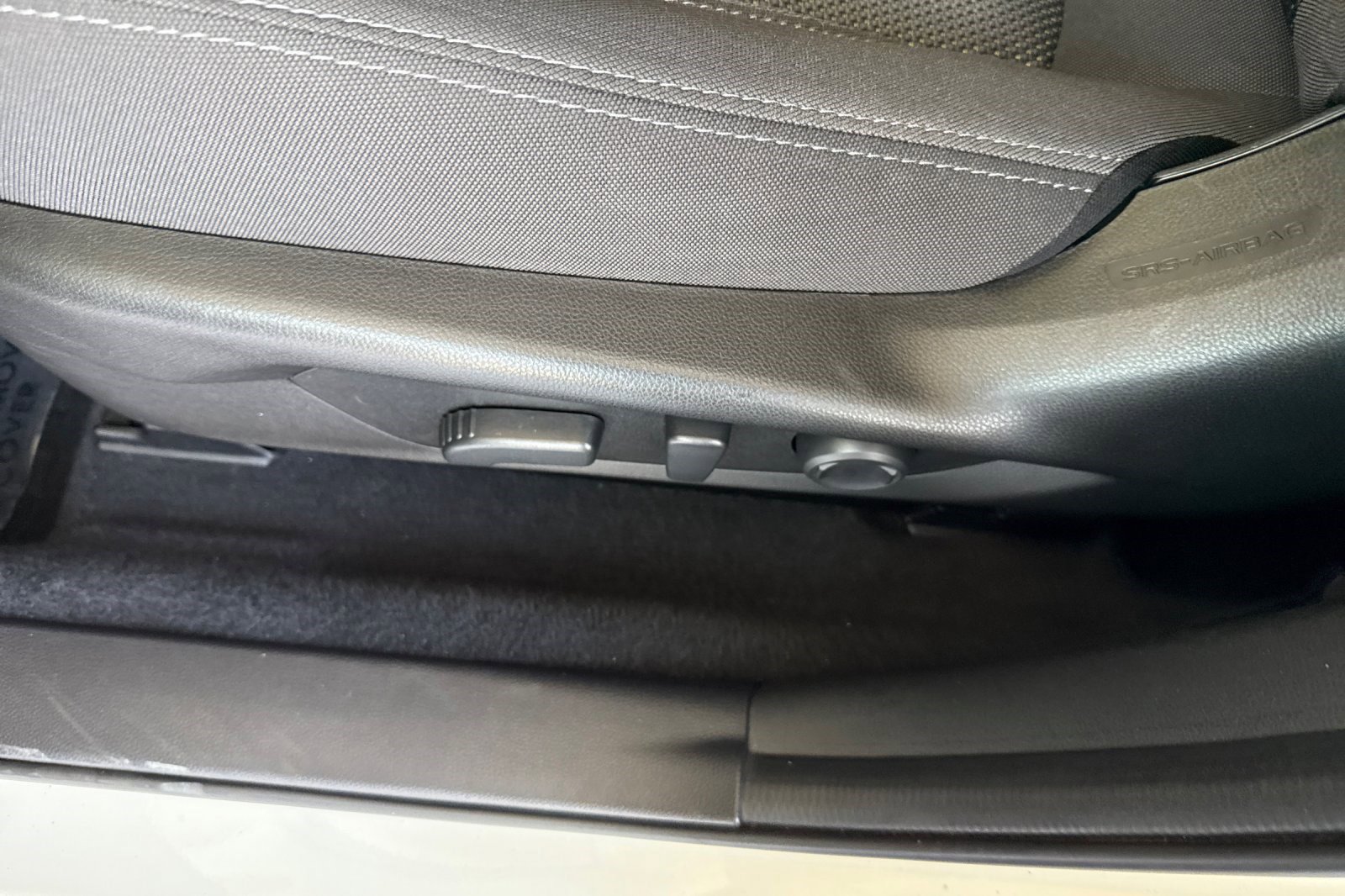 Used 2024 Subaru Crosstrek 2.0i Premium image 14