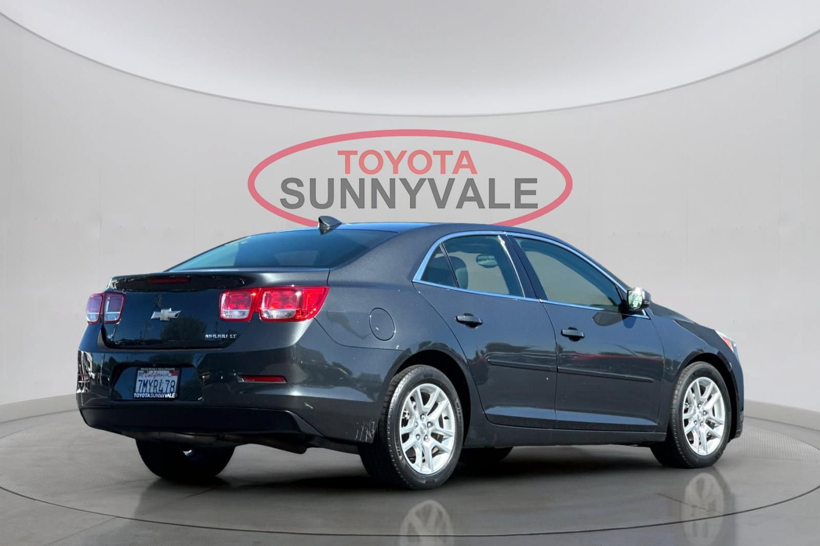 Used 2015 Chevrolet Malibu LT w/ Power Convenience Package FWD image 3
