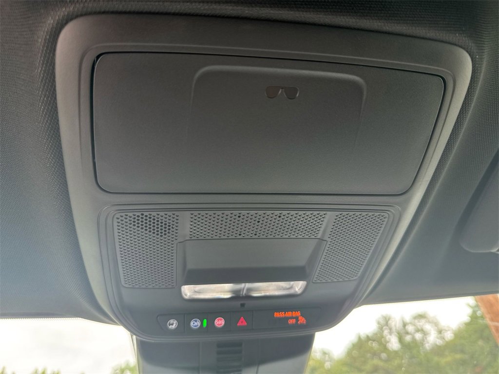 New 2026 Chevrolet Traverse LT image 19
