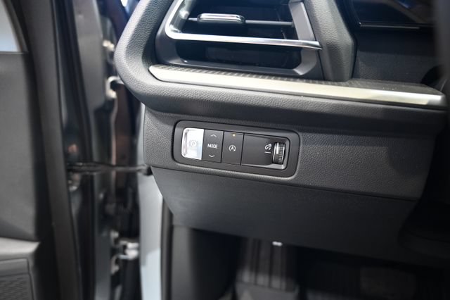New 2026 Chevrolet Traverse LT w/ LPO, Floor Liner Package FWD image 24