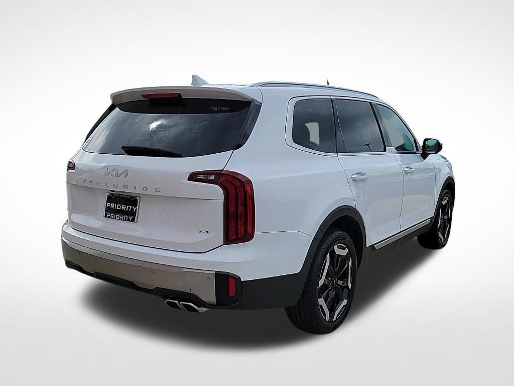 Used 2025 Kia Telluride S AWD/4WD image 4