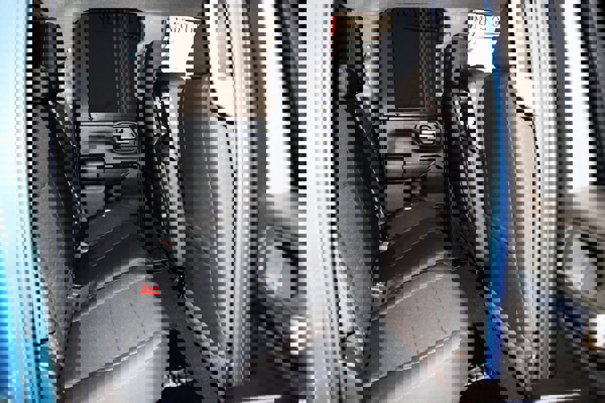 Used 2026 Chevrolet Silverado 2500 Custom w/ Custom Value Package image 62