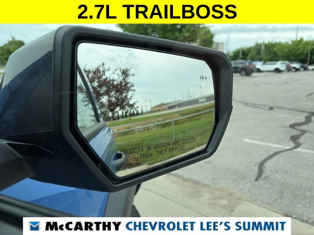 Used 2025 Chevrolet Colorado Trail Boss AWD/4WD image 30