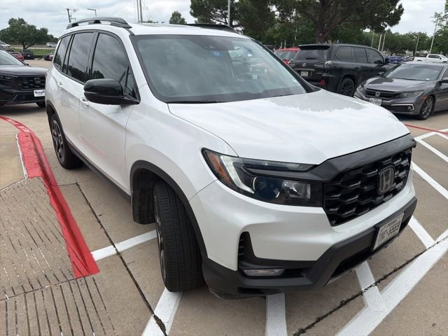 Used 2023 Honda Passport Elite image 3