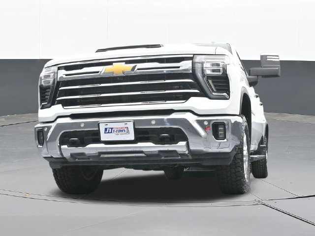 Used 2024 Chevrolet Silverado 2500 LTZ w/ LTZ Convenience Package AWD/4WD image 58