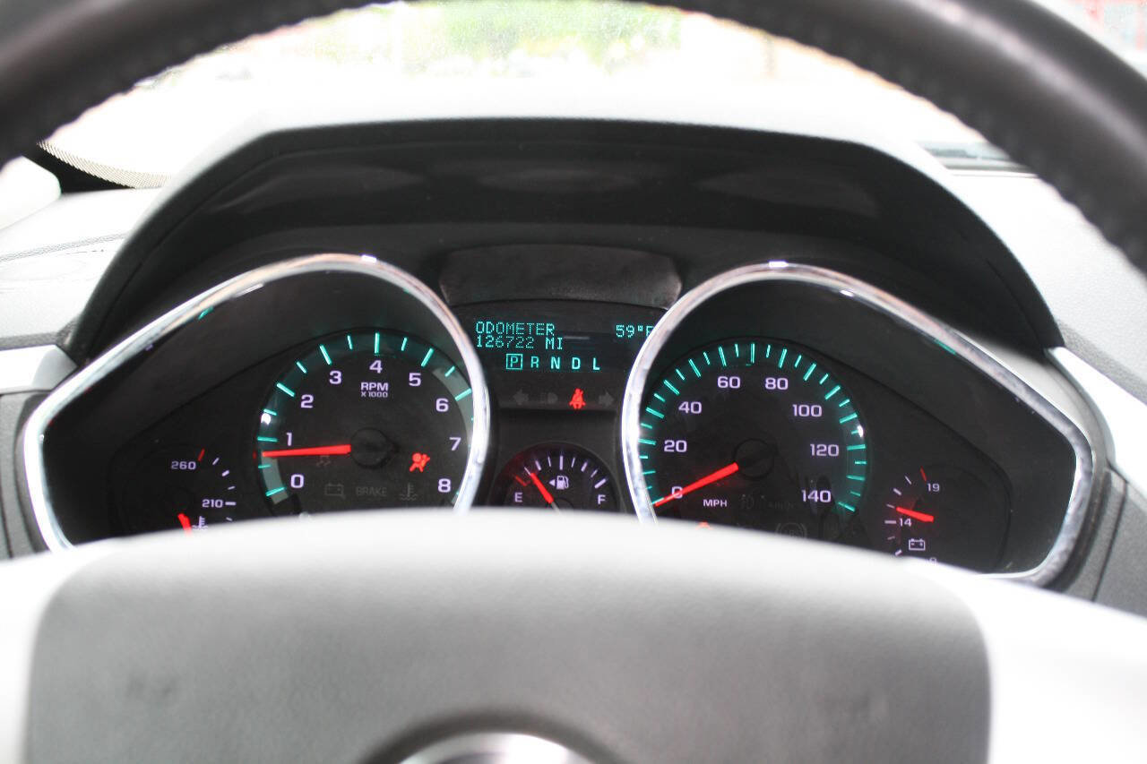 Used 2011 Chevrolet Traverse LT w/ Personal Connectivity Package AWD/4WD image 10