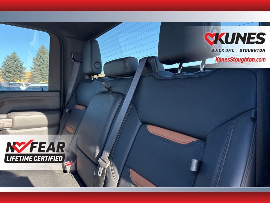 Used 2023 GMC Sierra 2500 AT4 image 40