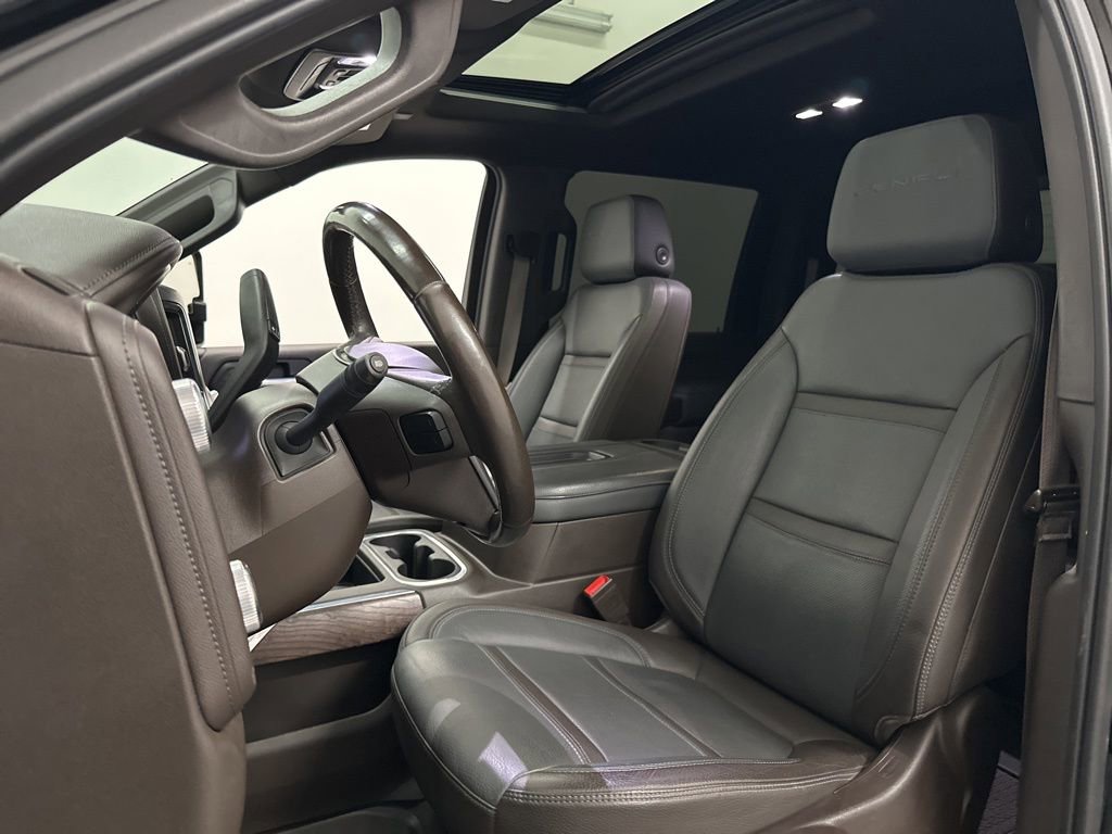 Used 2021 GMC Sierra 2500 Denali w/ Denali Black Diamond Edition image 30