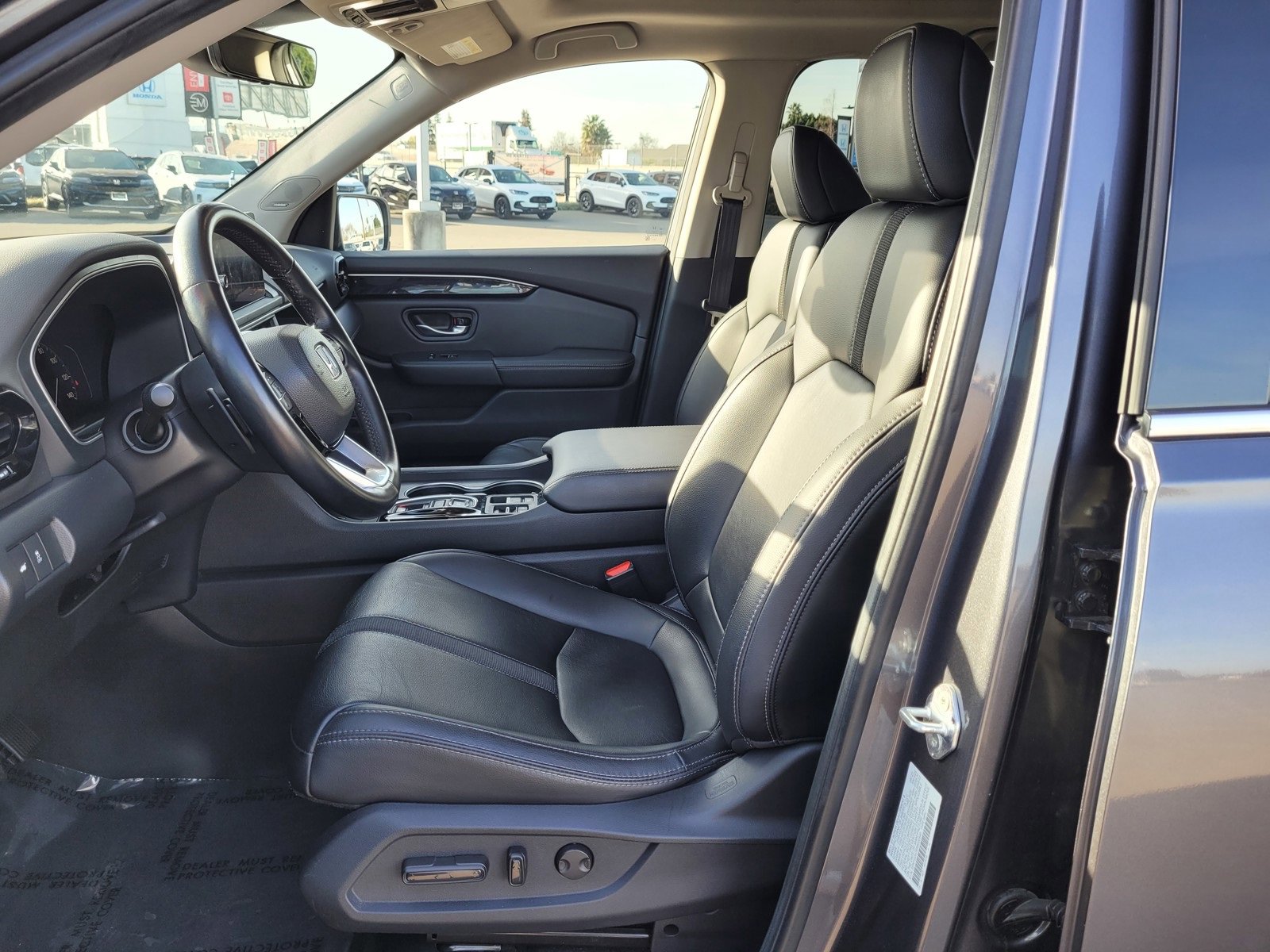 Certified 2024 Honda Pilot Touring image 10