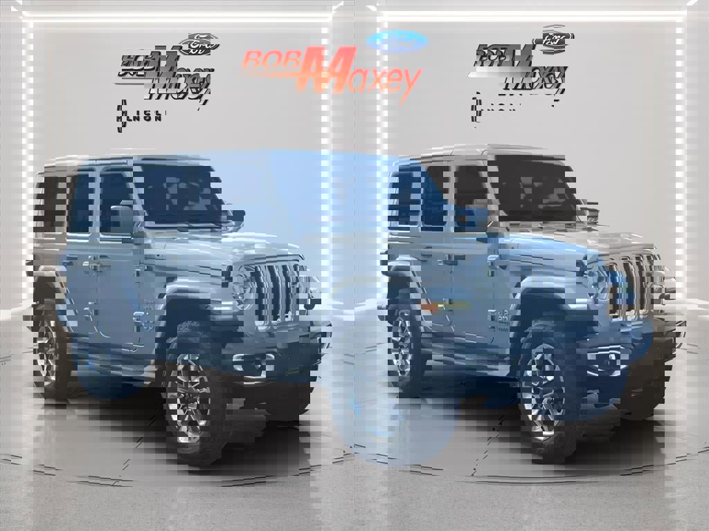 Used 2018 Jeep Wrangler Unlimited Sahara image 3