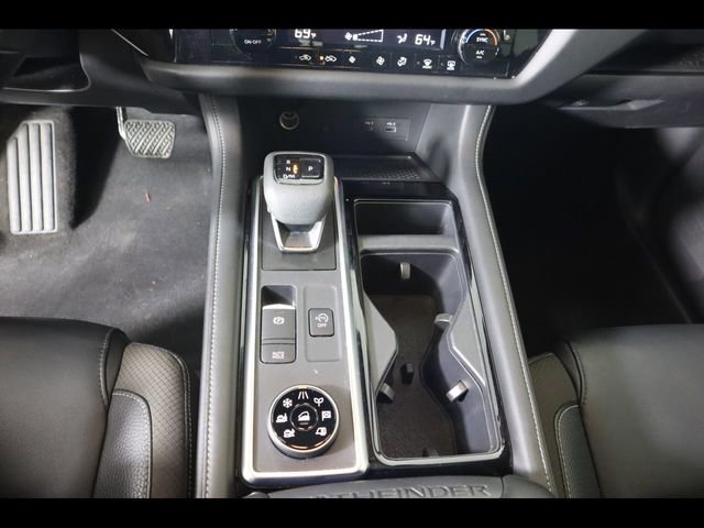 Used 2023 Nissan Pathfinder SL w/ SL Premium Package AWD/4WD image 27