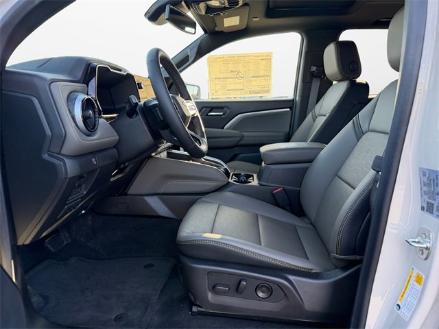 New 2026 Chevrolet Colorado ZR2 w/ Off-Road Front Bumper Package image 9