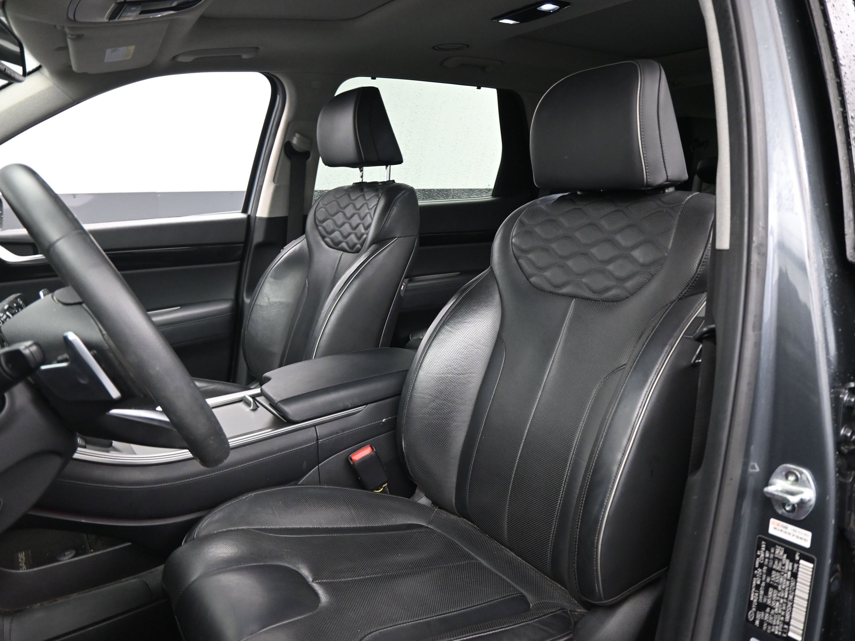 Used 2021 Hyundai Palisade Limited image 16