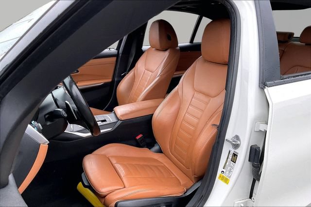 Used 2021 BMW 330i Sedan w/ M Sport Package RWD image 15