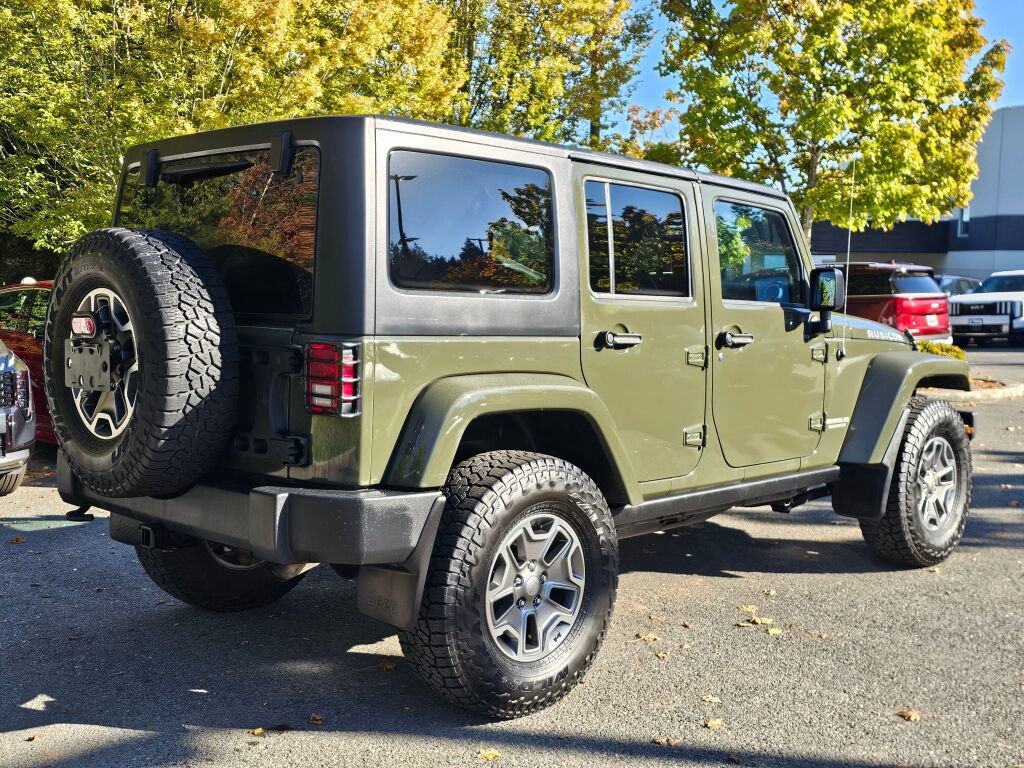 Used 2015 Jeep Wrangler Unlimited Rubicon AWD/4WD image 5