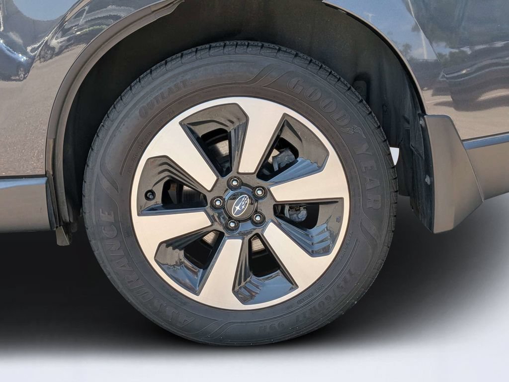 Used 2018 Subaru Forester 2.5i Premium AWD/4WD image 10