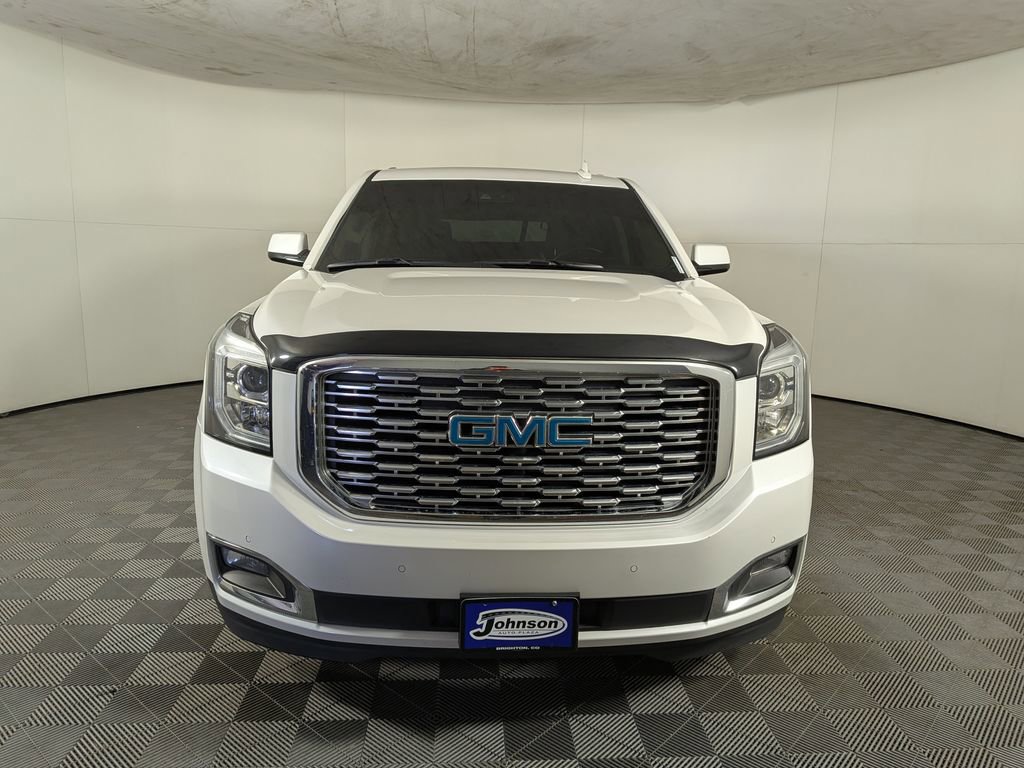 Used 2020 GMC Yukon Denali w/ Denali Premium Package image 2