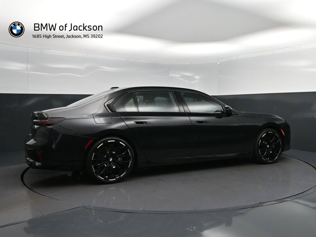 New 2026 BMW 760i xDrive w/ Executive Package AWD/4WD image 8