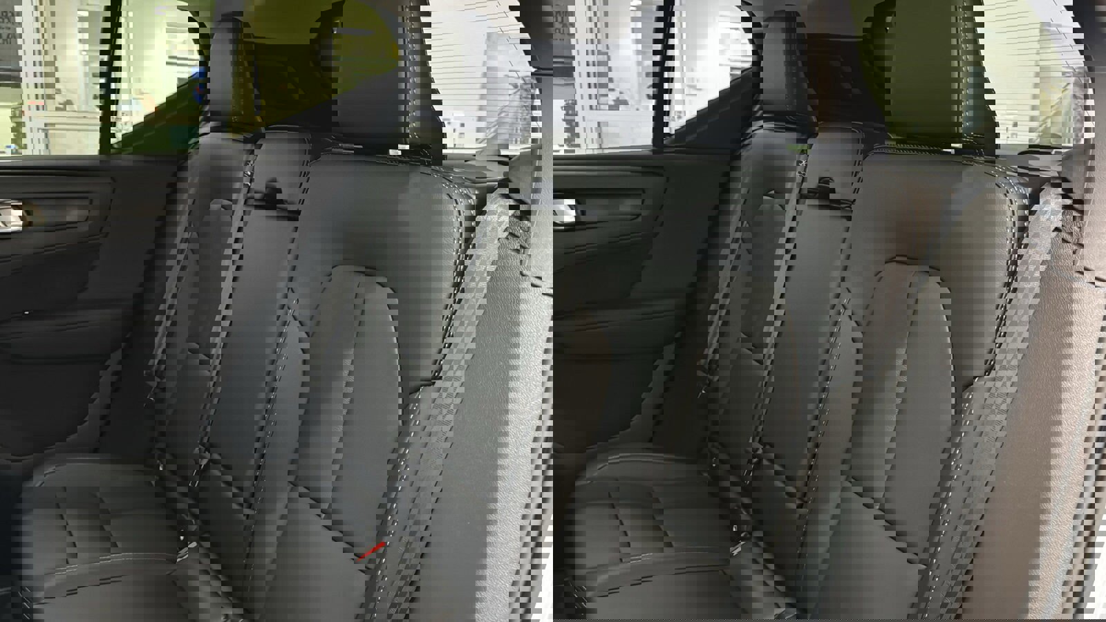 Used 2026 Volvo XC40 B5 Plus w/ Protection Package Premier image 26