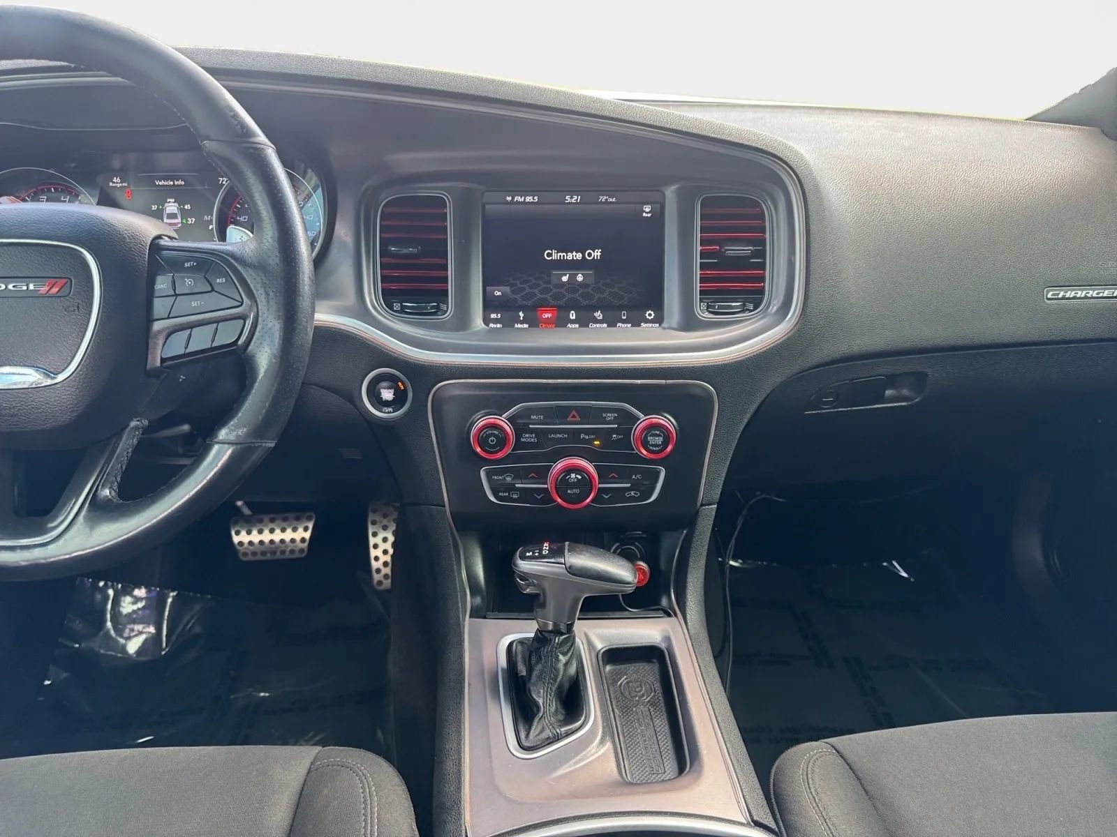 Used 2019 Dodge Charger Scat Pack RWD image 13