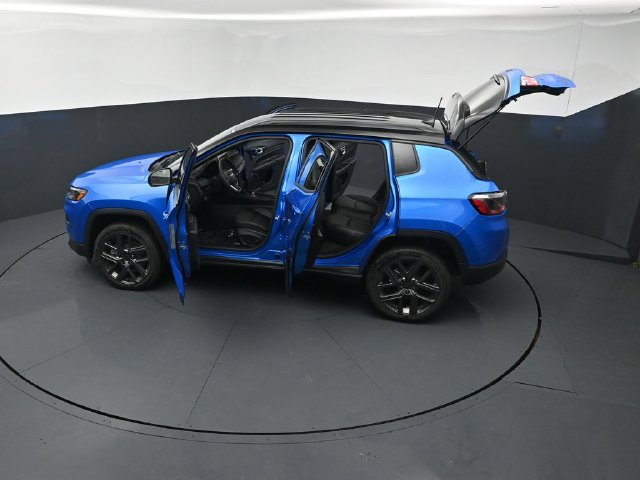 New 2026 Jeep Compass Limited AWD/4WD image 30