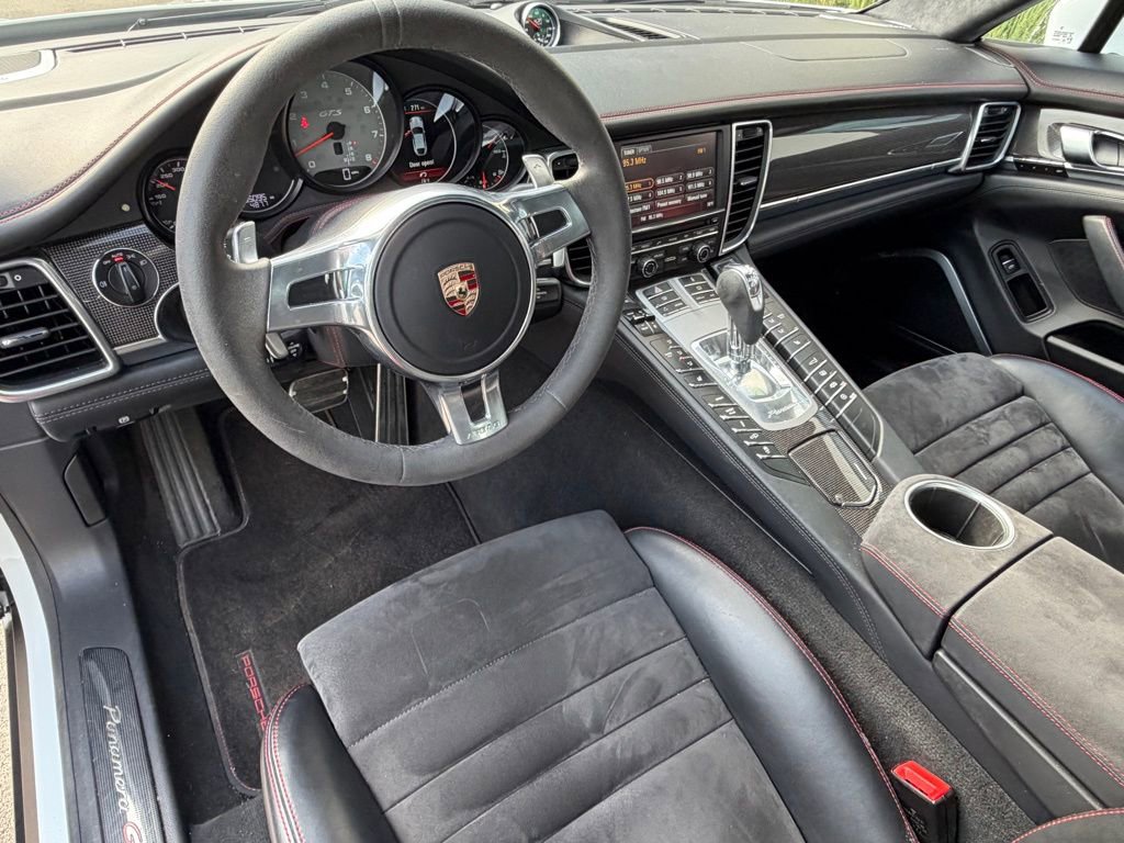 Used 2013 Porsche Panamera GTS image 8