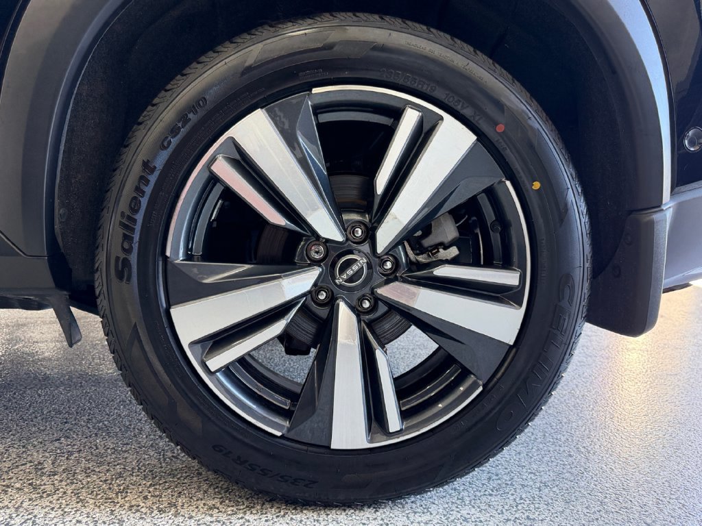 Used 2023 Nissan Rogue Platinum w/ Platinum Premium Package FWD image 46