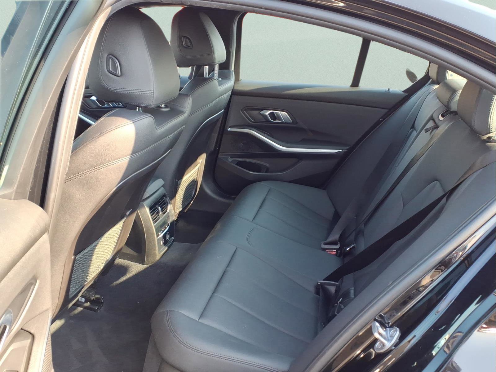 Used 2020 BMW 330i xDrive Sedan w/ Convenience Package image 10