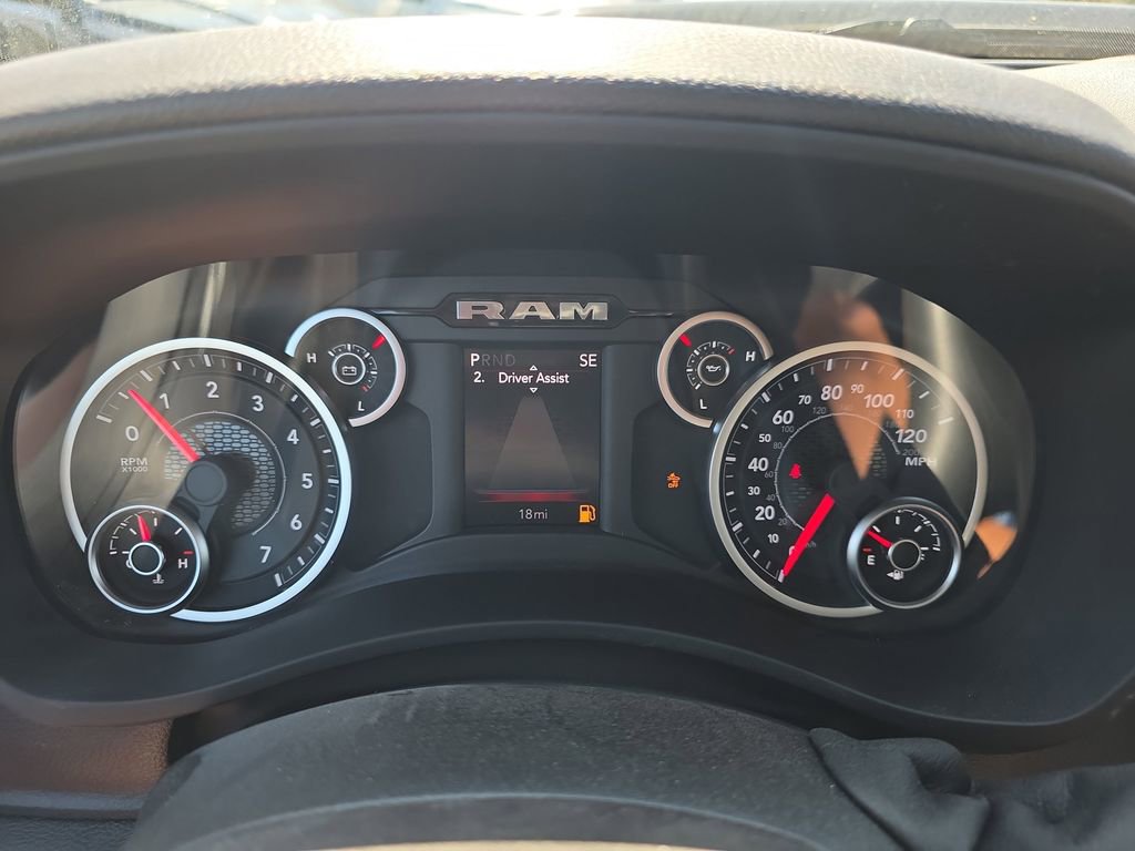 New 2026 RAM 2500 Tradesman AWD/4WD image 34