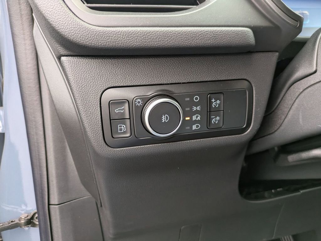 New 2024 Ford Escape SE image 36