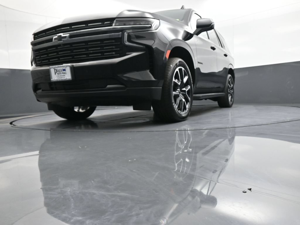 Used 2022 Chevrolet Tahoe RST w/ Luxury Package AWD/4WD image 29