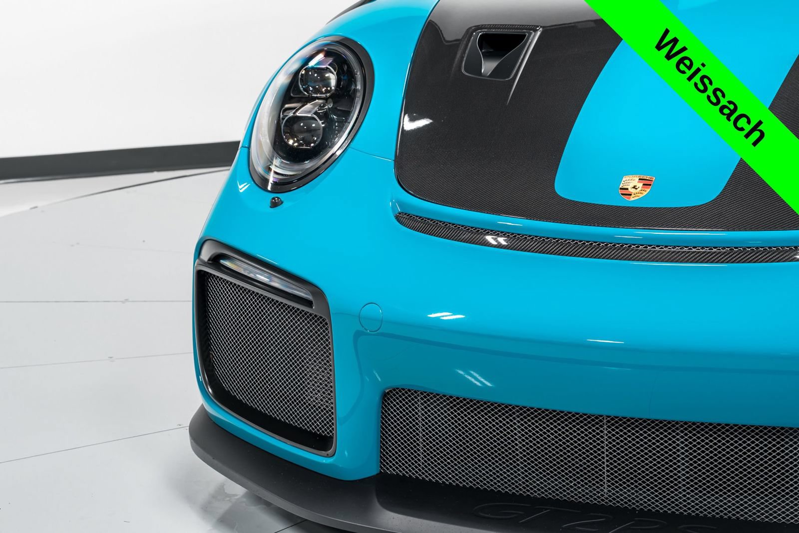 Used 2018 Porsche 911 GT2 RS w/ Weissach Package RWD image 40