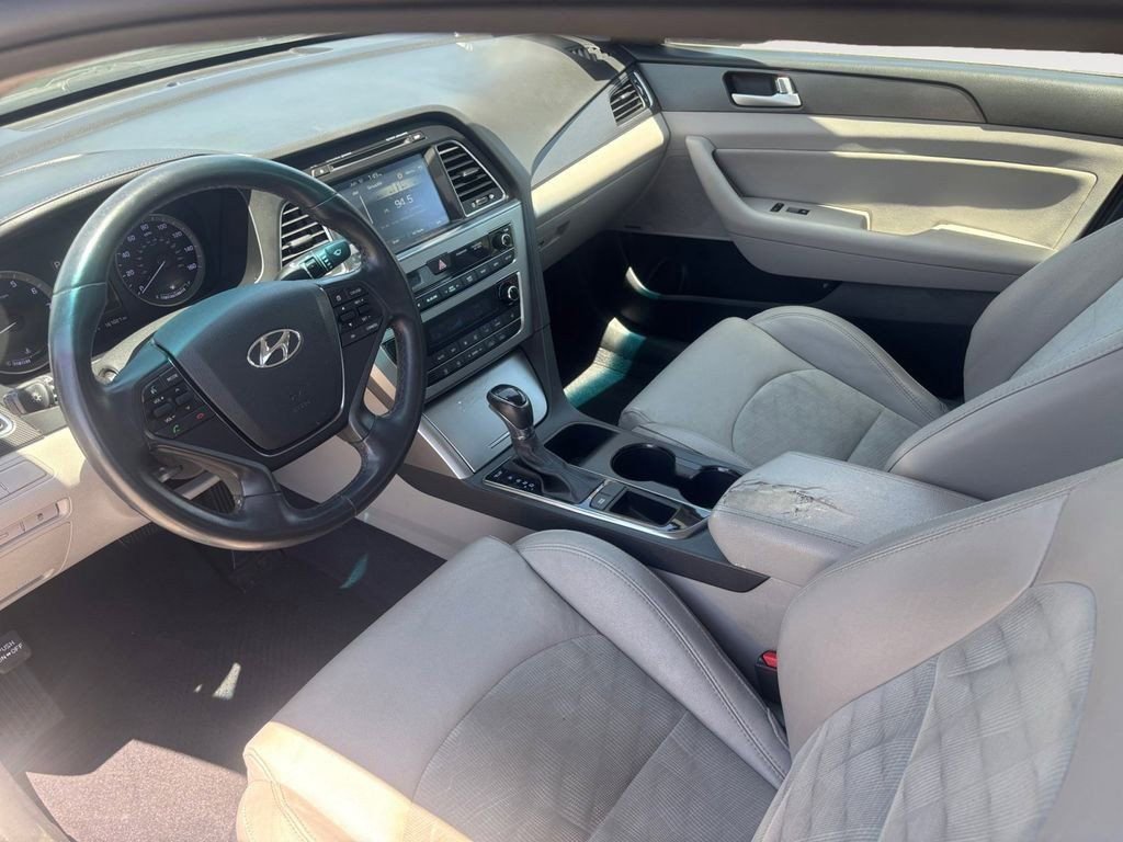 Used 2015 Hyundai Sonata Sport w/ Option Group 04 image 16