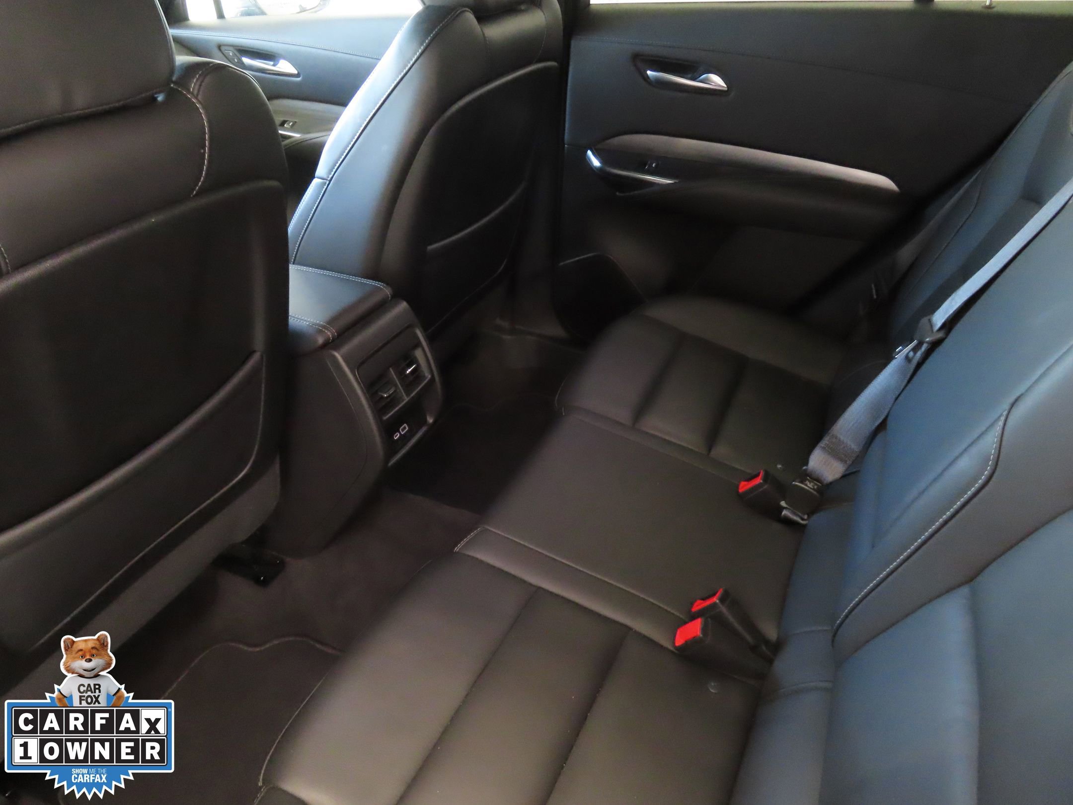 Used 2024 Cadillac XT4 Premium Luxury image 22