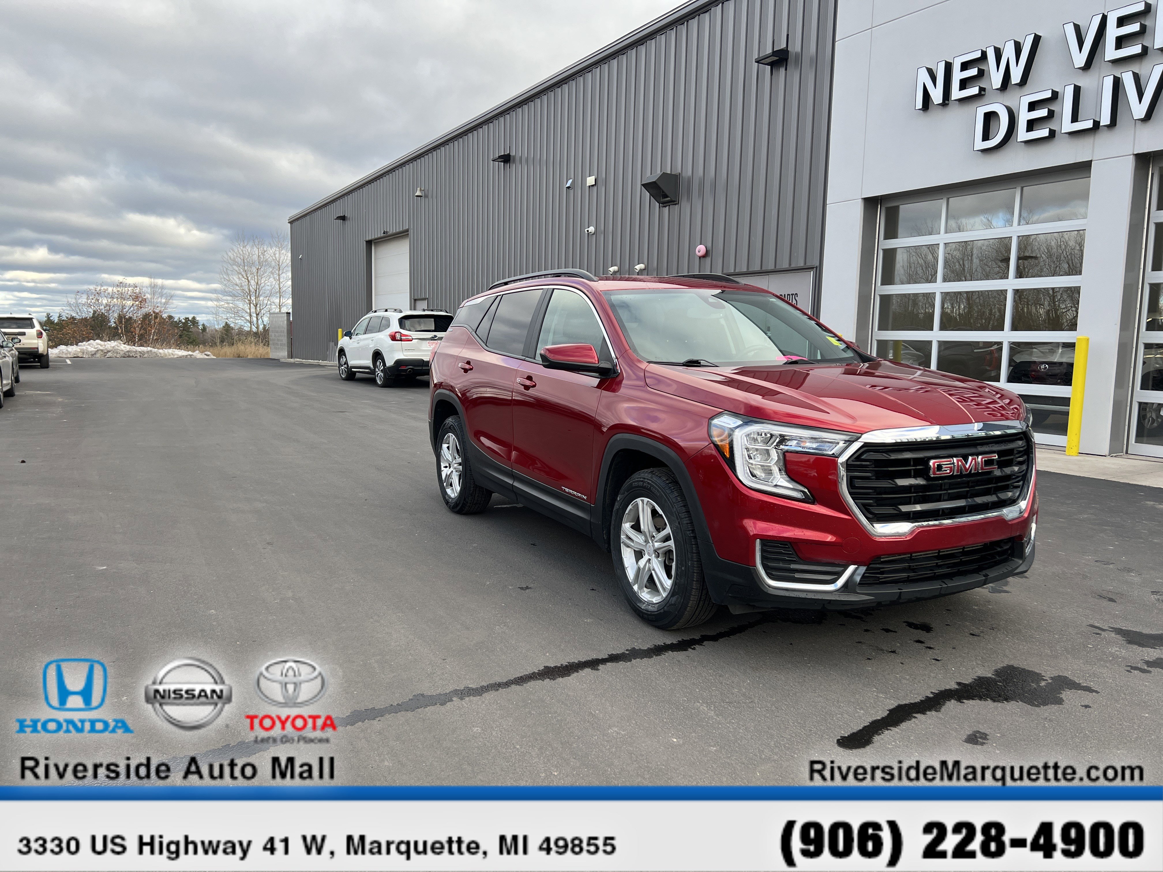 Used 2022 GMC Terrain SLE