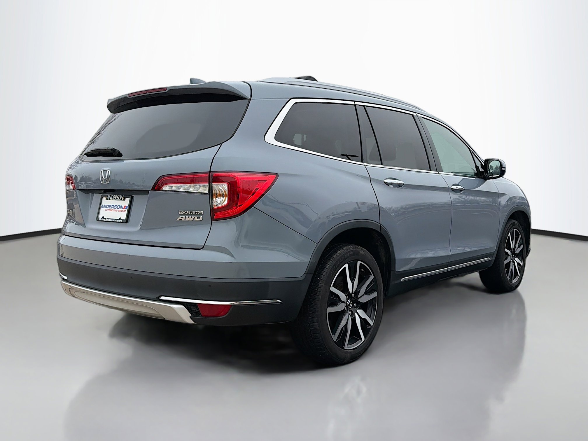 Used 2022 Honda Pilot Touring image 2