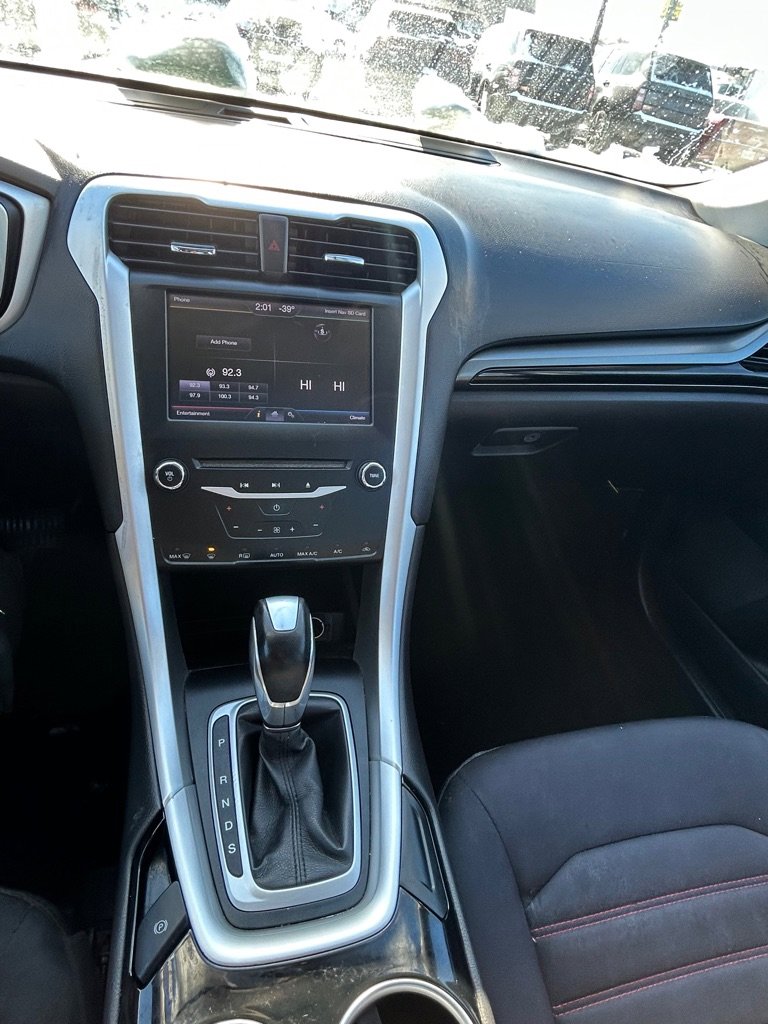 Used 2013 Ford Fusion SE image 13