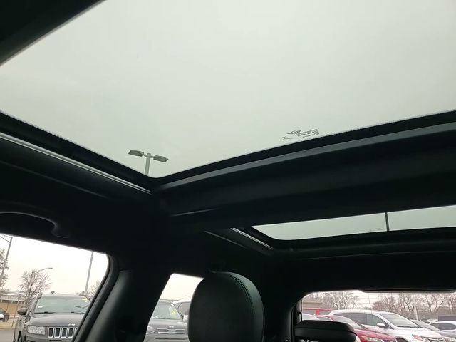 Used 2022 MINI Cooper SE image 24