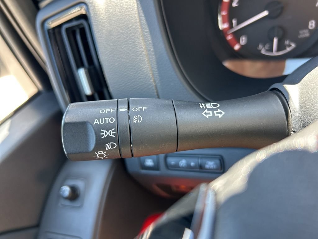 Certified 2025 Nissan Frontier PRO-4X AWD/4WD image 30