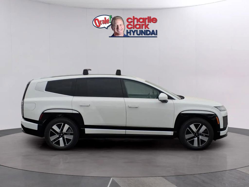 New 2026 Hyundai Ioniq 9 SEL image 6