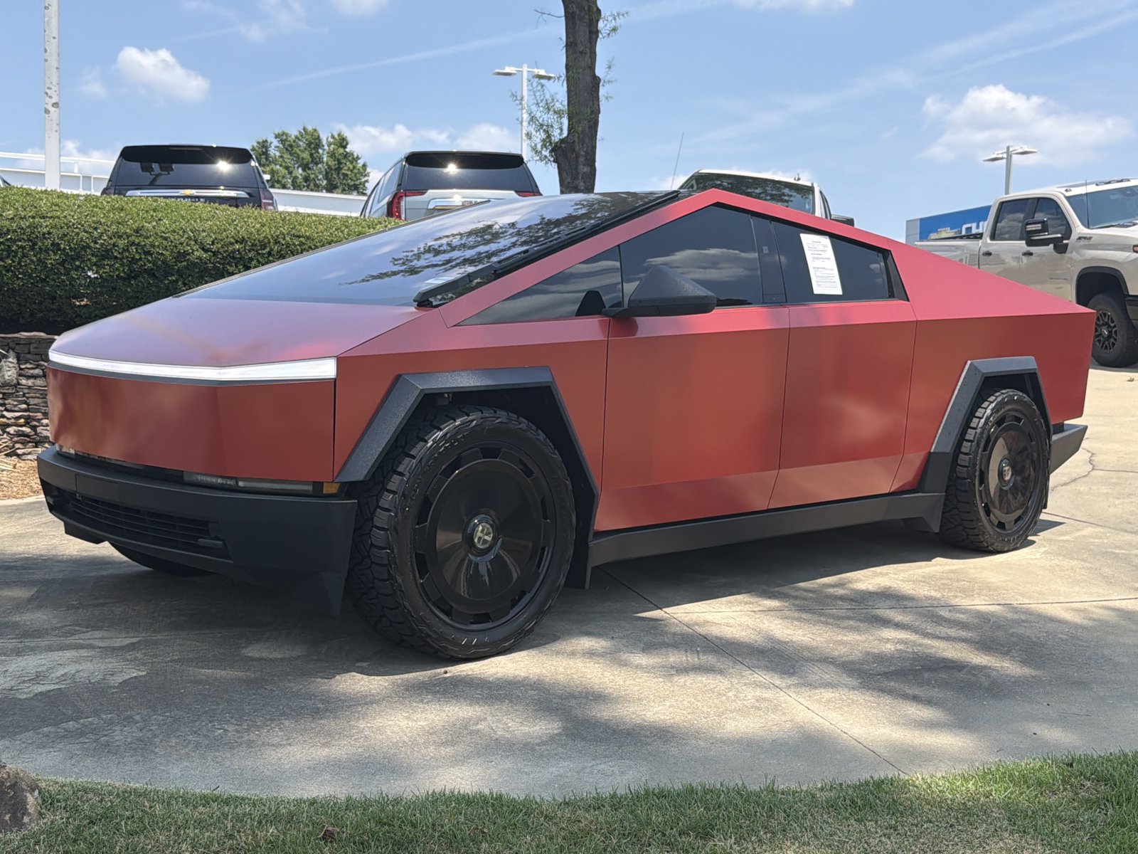 Used 2025 Tesla Cybertruck AWD Crew Cab image 7