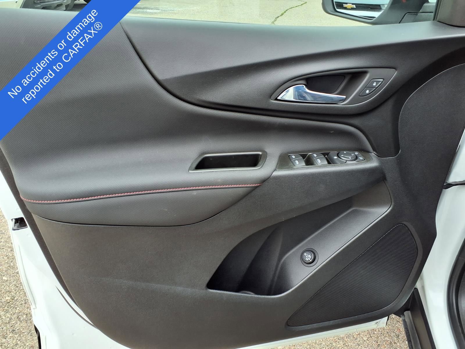 Used 2022 Chevrolet Equinox RS w/ LPO, Floor Liner Package FWD image 14