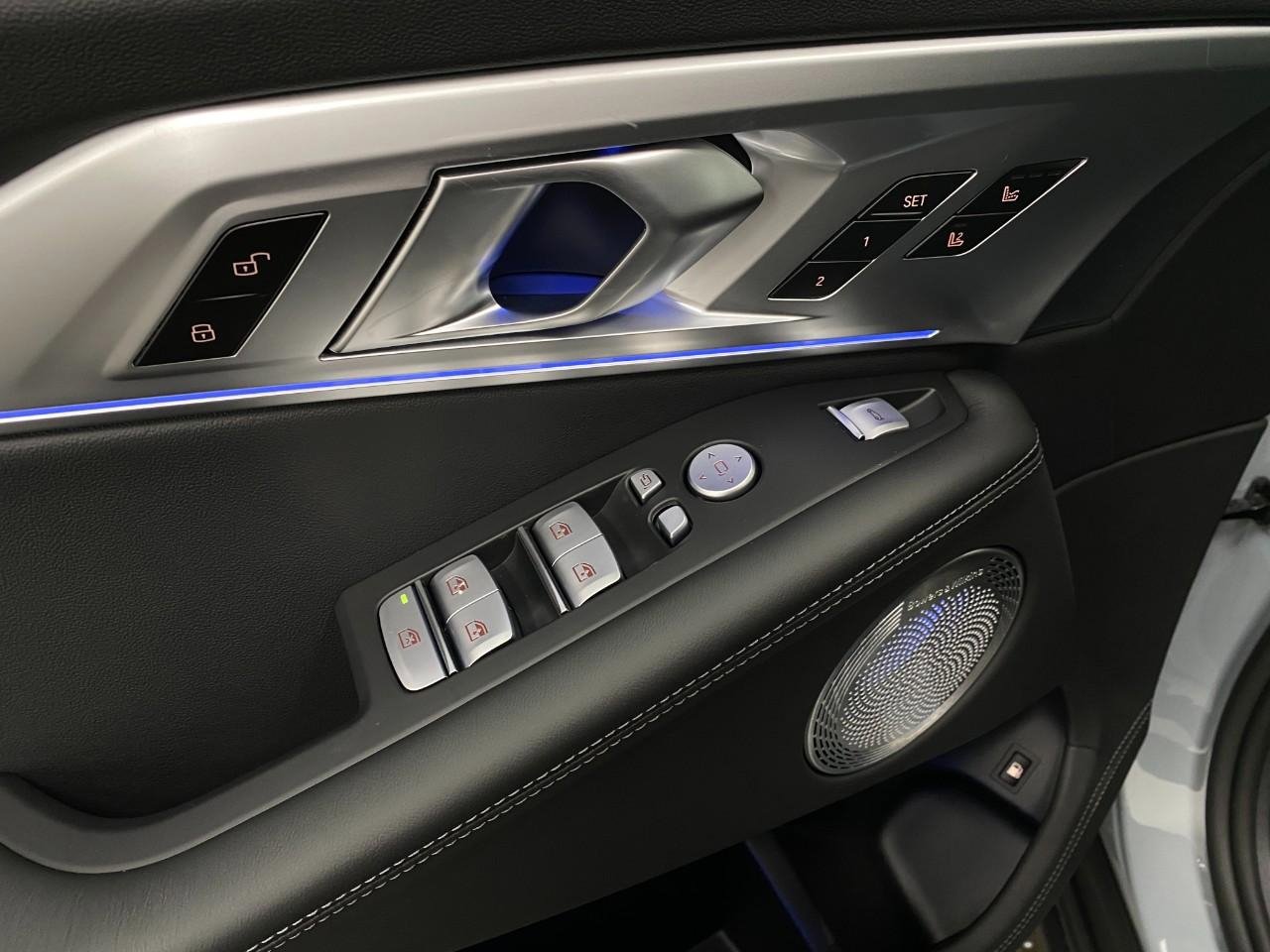 New 2026 BMW XM Label Red image 33