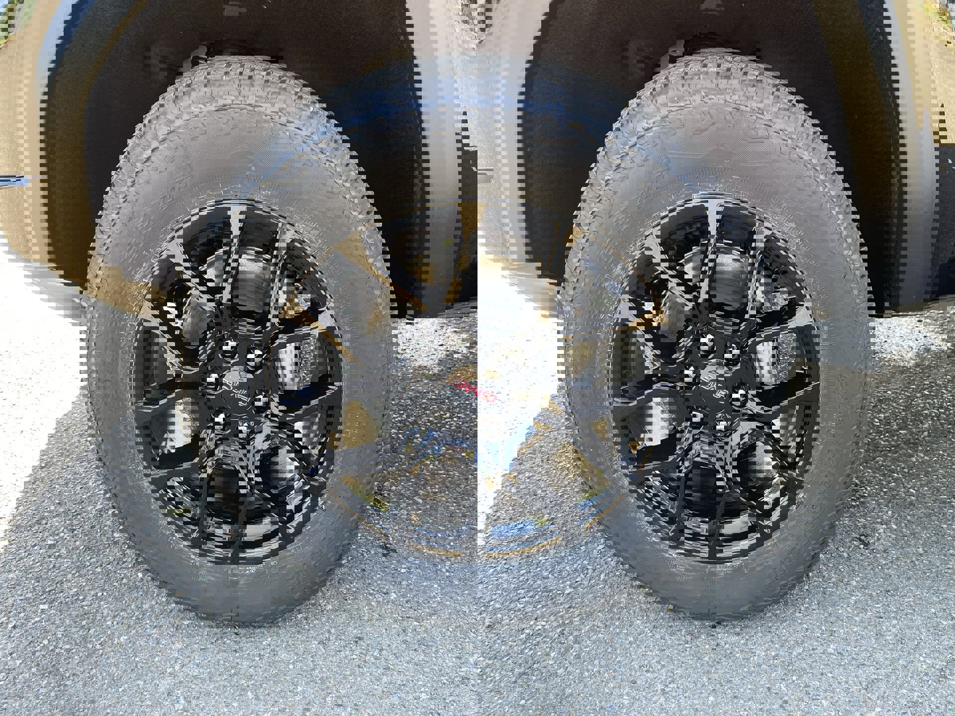 New 2025 GMC Canyon Denali w/ LPO, Denali Black Edition image 69