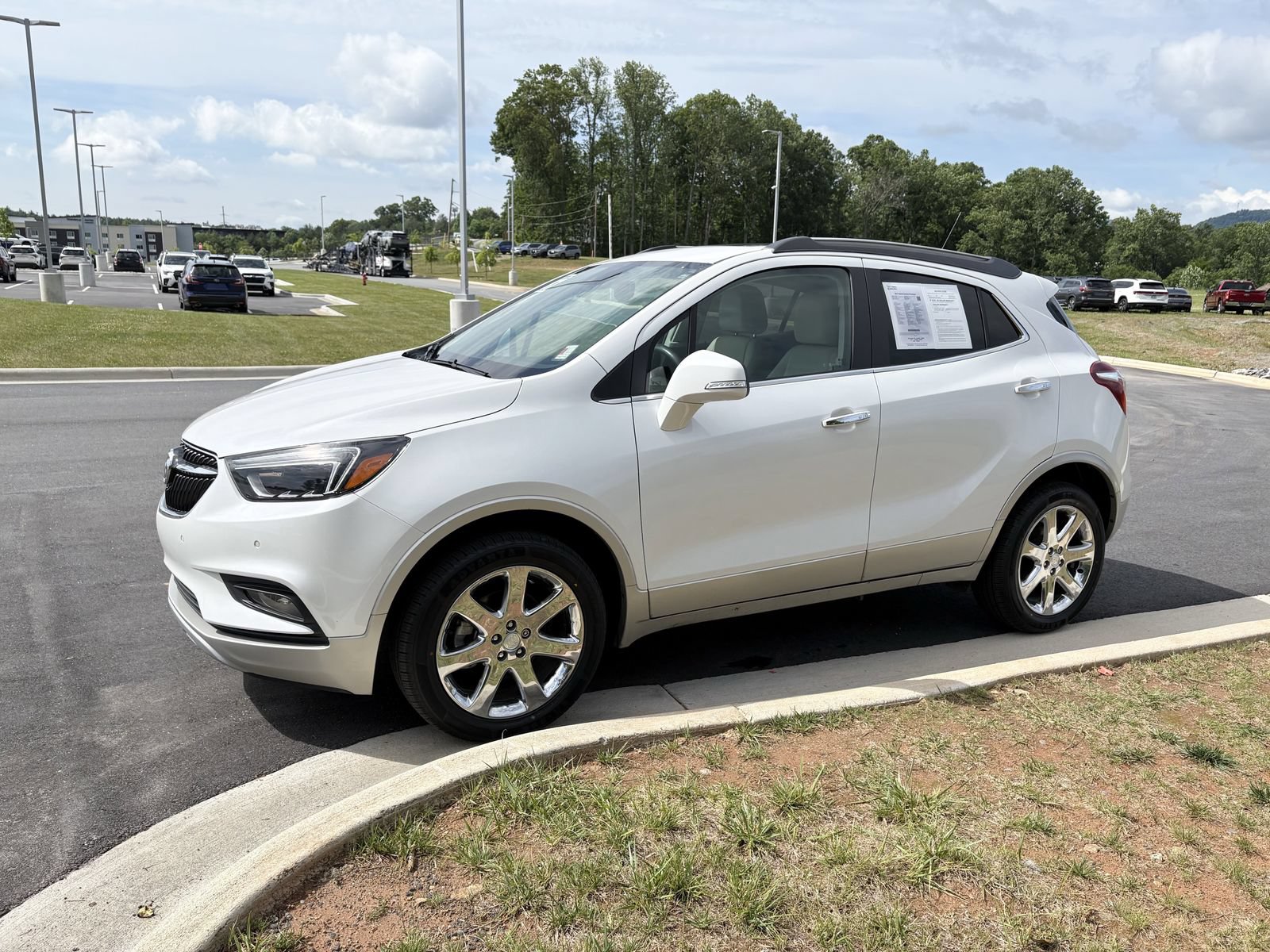 Used 2017 Buick Encore Premium w/ Experience Buick Package AWD/4WD image 4