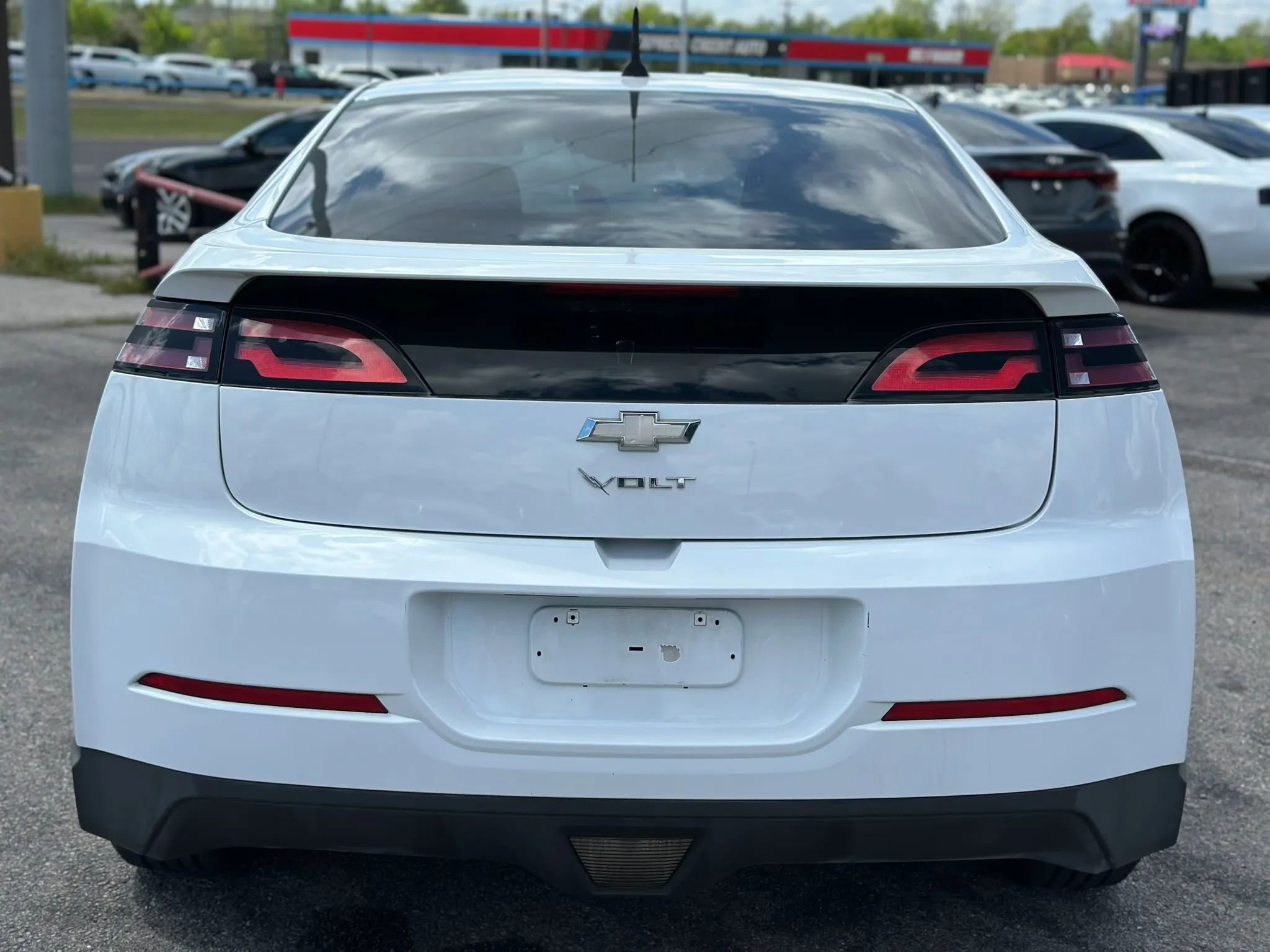 Used 2014 Chevrolet Volt FWD image 7