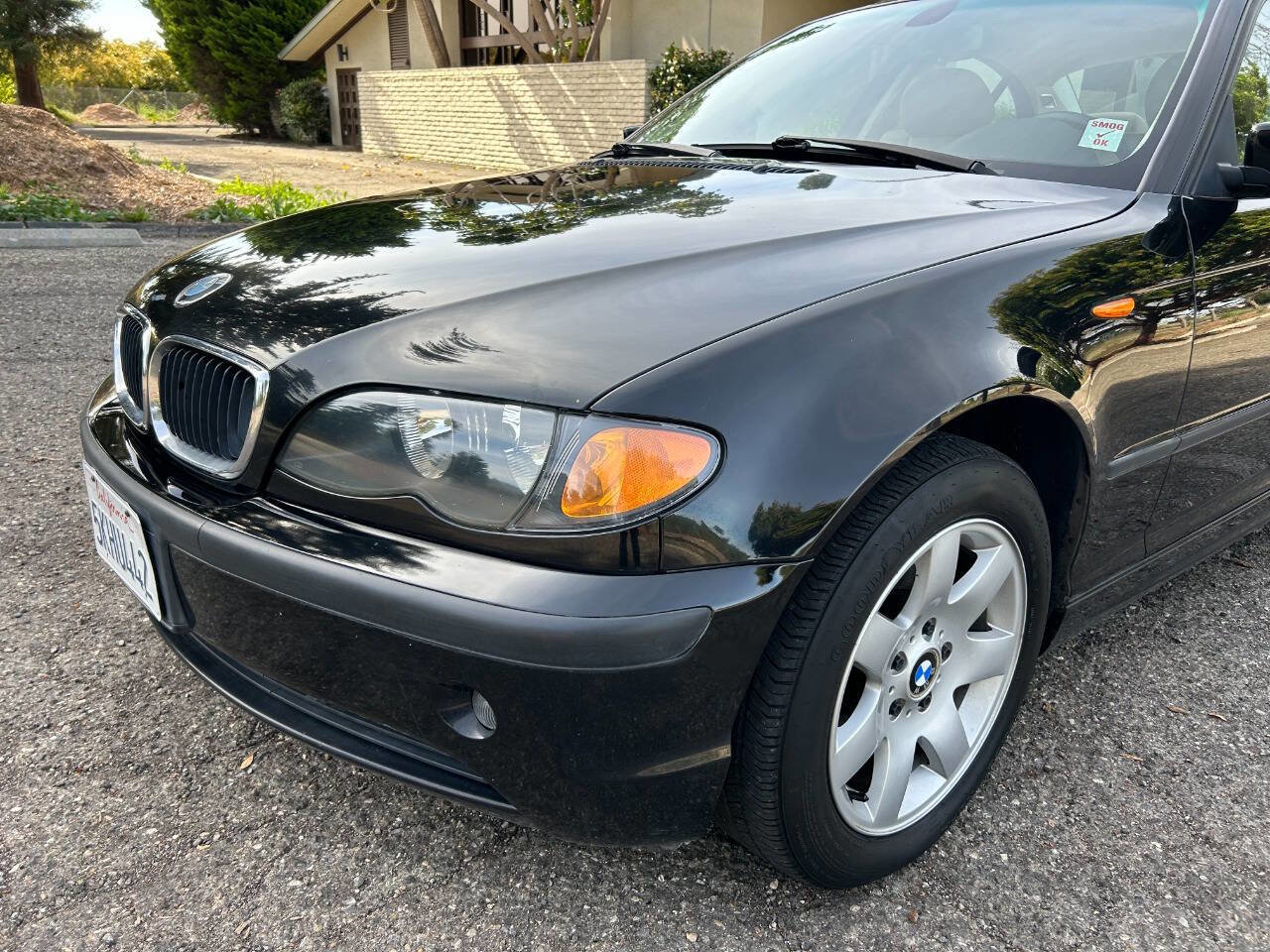 Used 2004 BMW 325i Sedan RWD image 5